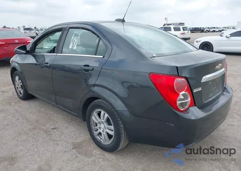 2015 Chevrolet Sonic Lt Auto from USA, damaged, VIN 1G1JC5SH2F4209472